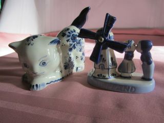 Vintage Delft Blue Windmill Kissing Couple And Cat Figurine