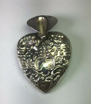 Vintage Sterling Silver Repousse Heart Shaped Posy Brooch Pin Size 2.  5”
