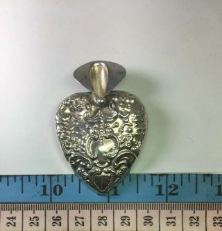 Vintage Sterling Silver Repousse Heart Shaped Posy Brooch Pin Size 2.  5” 5
