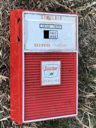 1960s Vintage Sinclair Gasoline Gas & Oil Transistor Radio