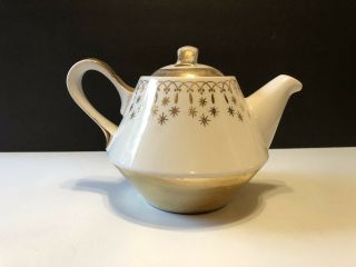 Vintage 1960 ' s Hall Flare - Ware 6 Cup Teapot,  White with Gold Lace Design 3