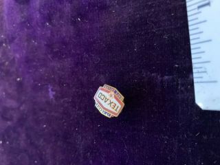 Vintage Enameled Texaco Gas 17 Years Safe Driver Lapel Pinback Pin By Williams