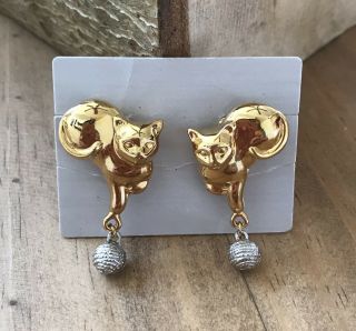 Vintage Gold Tone Kitty Cat Clip On Earrings Silver Tone Accents Dangle