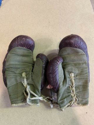 2 Vintage MacGregor Gold Smith Boxing Gloves Man Cave Decor 14oz 6