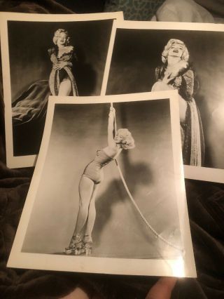 (lot3) Vintage Marilyn Monroe 8x10 Glossy Black And White Photographs