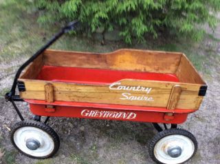 Hamilton Vintage Greyhound Red Wagon W/all 4 Woodsides Circa 1960s