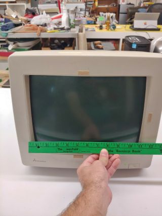 Mitsubishi Color Computer Monitor - Vintage Gaming - Model : AUM - 1371A 3