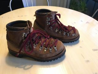 Vintage Dexter Mountaineering Hiking Boots Vibram Soles Mens 7.  5/ Woman’s 8.  5 2
