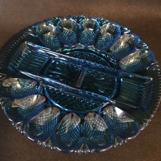 VINTAGE BLUE ROUND GLASS DEVILED EGG PLATE / RELISH DISH INDIANA GLASS CO. 2