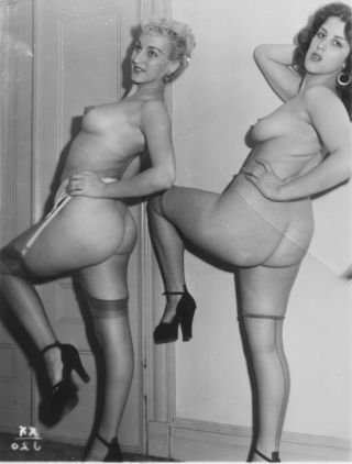 1950 Vintage Nude Photos Of Pinup Barbara Pauline And Friend 4x5