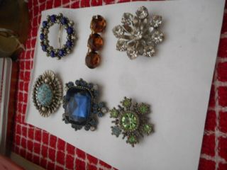 Vintage Costume Jewellery 6 Fine Brooches All In Good