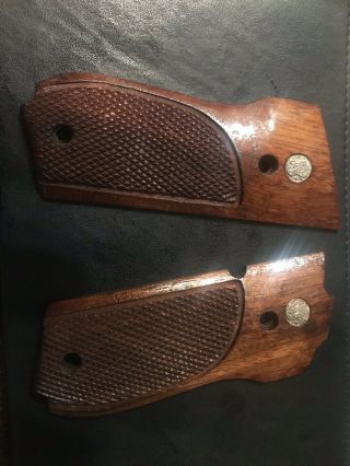 Smith & Wesson Model 39 & 52 Pistol Wood Grips,  Factory.