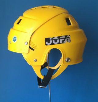 Yellow JOFA ishockey helmet 24651.  Vintage 70’s.  Senior size 2