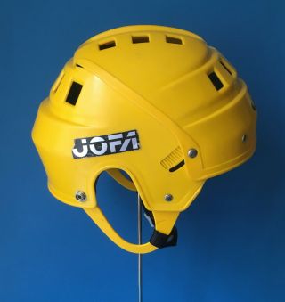 Yellow JOFA ishockey helmet 24651.  Vintage 70’s.  Senior size 3