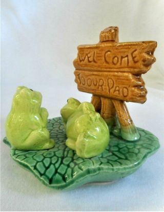 Welcome To Our Pad Frog Sign Vintage Ceramic Aquarium Figurine Figure Decoration