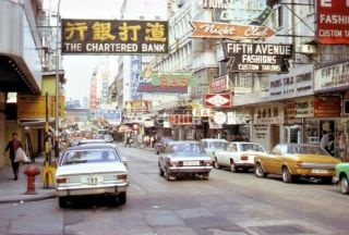 Vintage Slide Sl86 ☆ 1974 Hong Kong Street Scene Cars Signs 448a