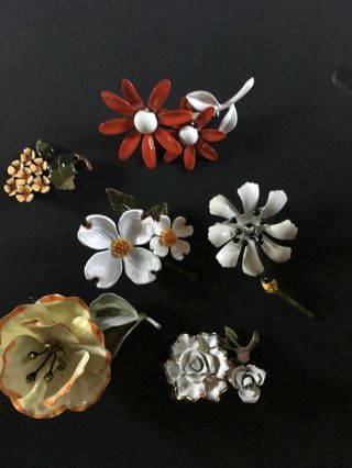 Vintage Enamel Metal Flowers Pins And Brooches Colorful