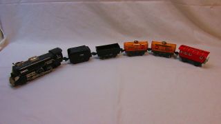 ^ Vintage Battery Operated Tin Train W/ Engine & 5 Cars