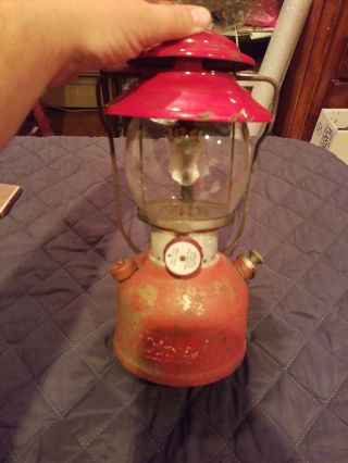 Vintage Coleman 200a Burgundy Gas Camp Lantern Single Mantle Pyrex Globe