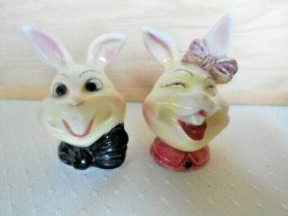 Vintage Rabbit Head Salt And Pepper Shakers Old Cork Stopper 3 " Tall Comical
