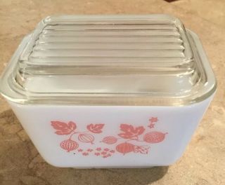 Vintage Pyrex Pink Gooseberry Small Refrigerator Dish 501 With Lid 501c