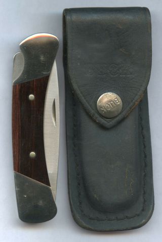 BUCK MADE IN USA VINTAGE MODEL 500 HUNTING KNIFE WITH LEATHER SHEATH NMOS. 4