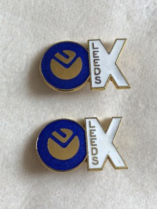Vintage Leeds United Ok Coffer Enamel Badges X 2