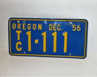 Oregon 1956 Vintage Trailer License Plate Tc 1 - 111 Yellow On Blue 56 Tab