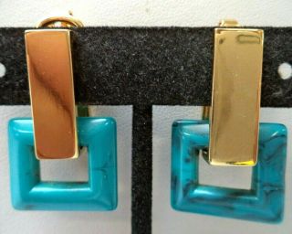 Stunning Vintage Estate Signed Avon Blue & Gold Tone 1 3/8 " Clip Earrings 2355s