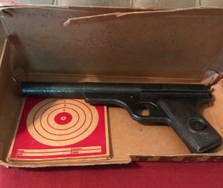Vintage Daisy Targeteer No.  118 bb pistol with box,  targets, 2