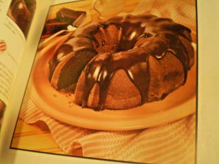 Vintage Better Homes and Gardens Desserts Community HC 1996 see recipes 3