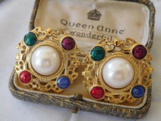 Lovely Chunky Vintage 1980s Pearl Cabochon Clip On Earrings With Enamel
