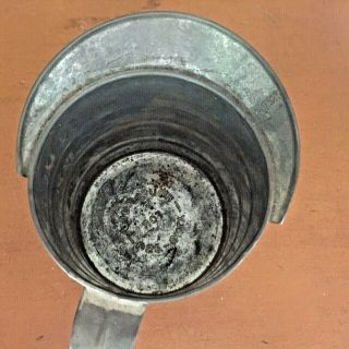 Antique Tin Measuring Cup 1 Quart Collectible Kitchenware Vintage - Farmhouse 3