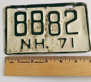 Vintage Hampshire License (6” X 4.  5 ") Plate/tag 8882 Embossed