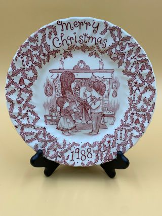 Vintage 1988 Royal Crownford Staffordshire England Merry Christmas Plate 8.  75”