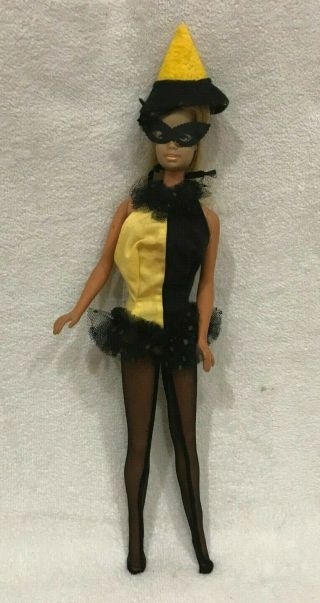 Vintage Barbie Doll With Masquerade Costume Outfit 944 W/pantyhose & Mask