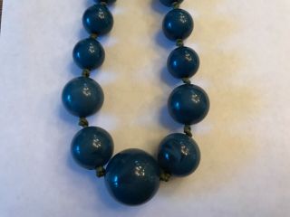 VTG Blue Marbled Plastic Round Graduated Bead Necklace - Triple Knotted (20 