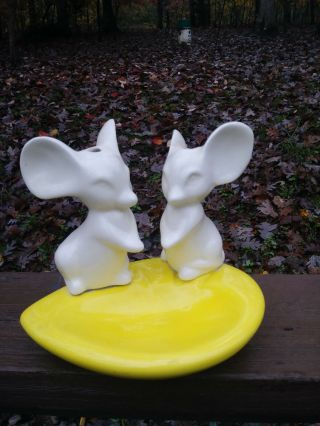 Vintage Childrens Mice Porcelain Soap Dish/tooth Brush Holder