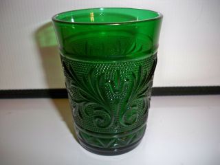VINTAGE EMERALD GREEN SANDWICH GLASS TUMBLER 4 INCHES TALL 3