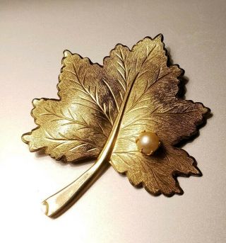 Sarah Coventry Vintage Estate Gold Tone Leaf Faux Pearl Textured Metal Brooch
