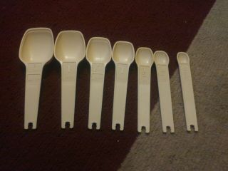 Vintage Tupperware Measuring Spoons - Set Of 7 No Ring
