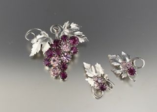 Vintage 50’s Purple Crystal Glass Rhinestone Bead Grape Pin & Earring Set