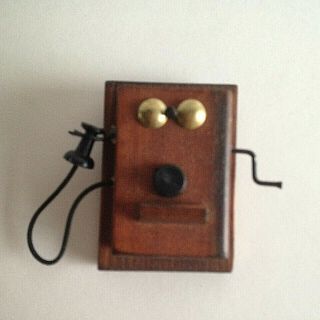 Vintage Folk Art Wood Miniature Wall Crank Telephone Magnet 2.  25 " X 1.  50 " X.  5 "