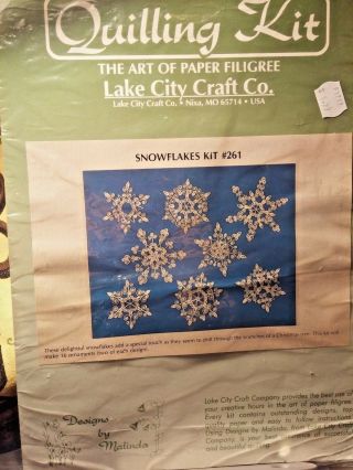 Christmas Snowflakes 261 Paper Filigree Quilling M.  Johnson Vtg 1980s - 90s