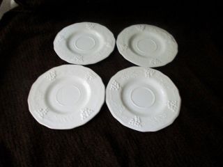 Vintage Indiana Colony Milk Glass Harvest Grapes & Leaves Set Of 4 Saucers