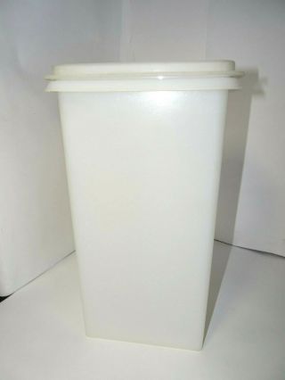 Vtg Tupperware Clear Tall Square Saltine Cracker Keeper Container 1314 W/lid