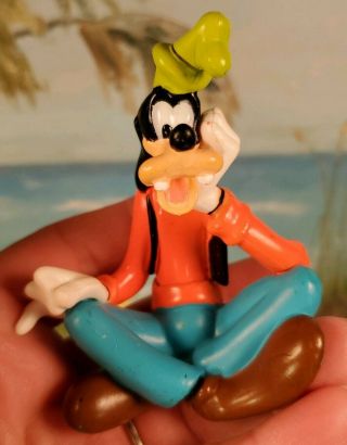 Disney Goofy Figurine Collectible Toy Cake Topper 3.  5 " In Pvc Toy Vintage 1a