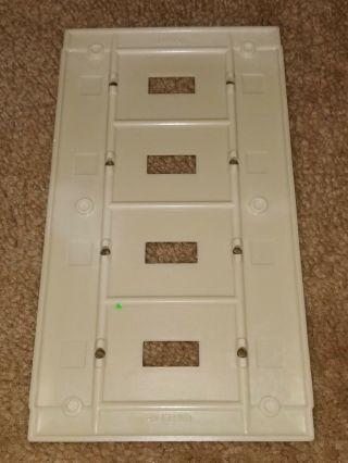 Vintage UNILINE BAKELITE 4 Toggle Quadruple Wall Light Switch Plate Cover 3