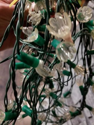 100 VINTAGE CHRISTMAS CLEAR WHITE PLASTIC TULIP FLOWER STRAND 4