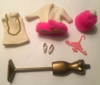 Vintage Topper Dawn Doll Outfit,  817 Furry Flounce,  Complete